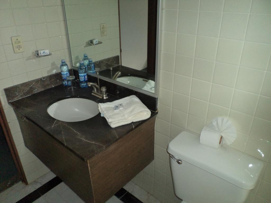 Hotel Montemar Мехико Номер фото